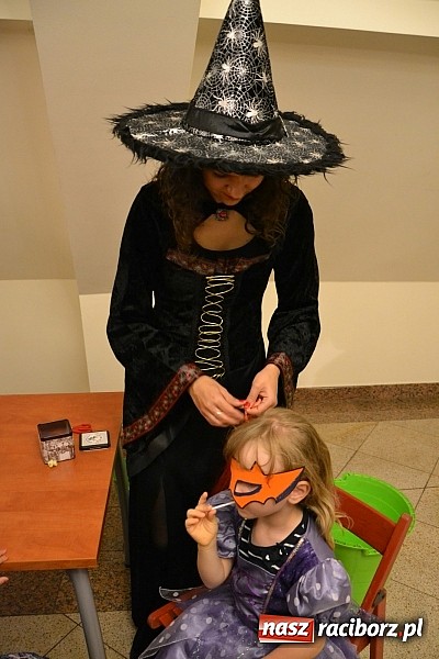 Zdjęcie w galerii na portalu naszraciborz.pl: Powitanie wakacji na zamku, czyli IV Zamkowa Noc z Duchami  wiadomości z regionu