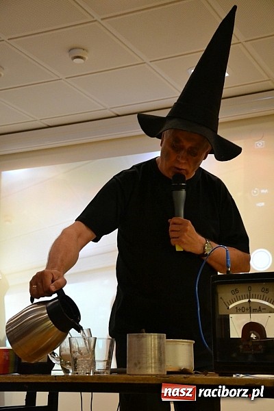 Zdjęcie w galerii na portalu naszraciborz.pl: Powitanie wakacji na zamku, czyli IV Zamkowa Noc z Duchami  wiadomości z regionu