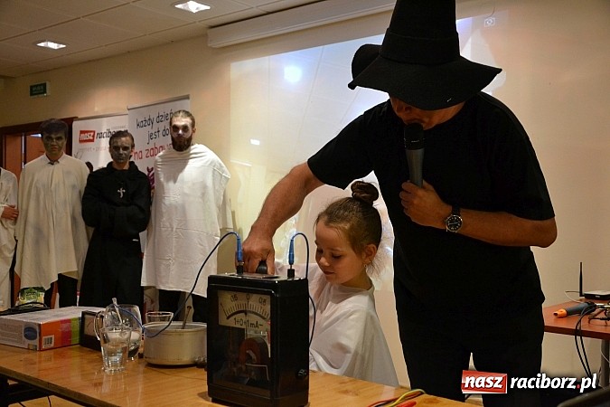 Zdjęcie w galerii na portalu naszraciborz.pl: Powitanie wakacji na zamku, czyli IV Zamkowa Noc z Duchami  wiadomości z regionu