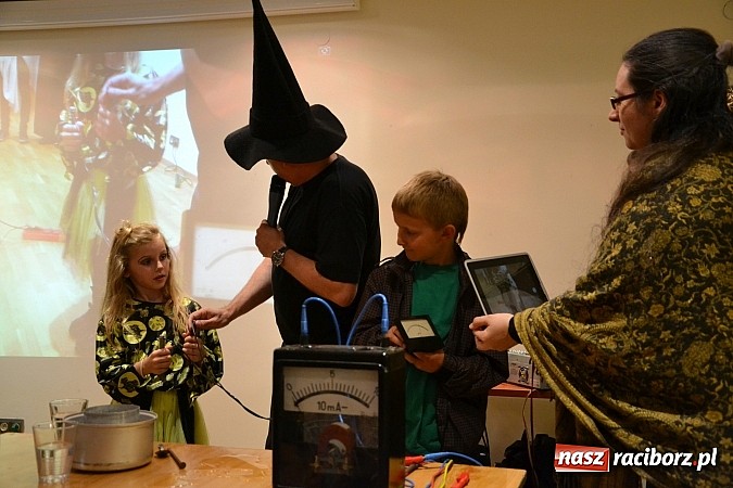 Zdjęcie w galerii na portalu naszraciborz.pl: Powitanie wakacji na zamku, czyli IV Zamkowa Noc z Duchami  wiadomości z regionu