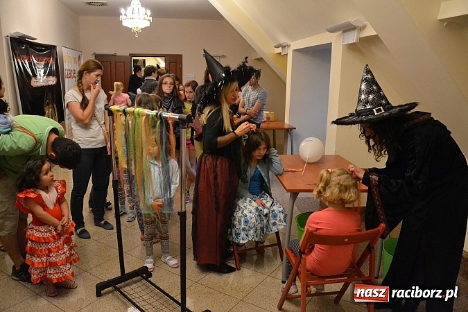 Zdjęcie w galerii na portalu naszraciborz.pl: Powitanie wakacji na zamku, czyli IV Zamkowa Noc z Duchami  wiadomości z regionu