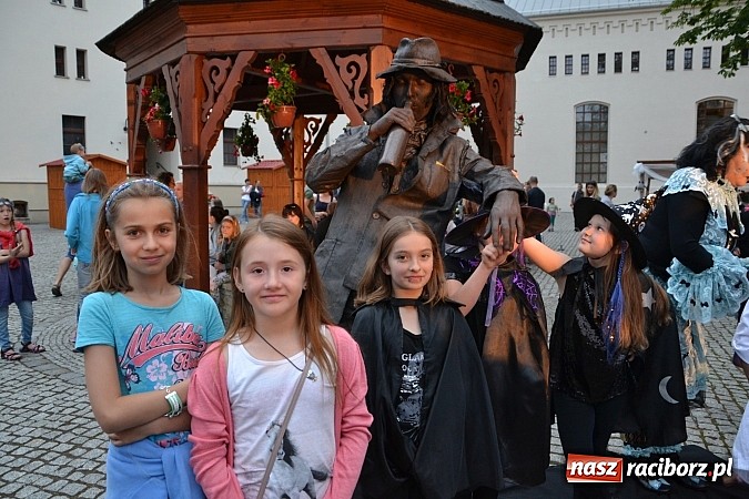 Zdjęcie w galerii na portalu naszraciborz.pl: Powitanie wakacji na zamku, czyli IV Zamkowa Noc z Duchami  wiadomości z regionu