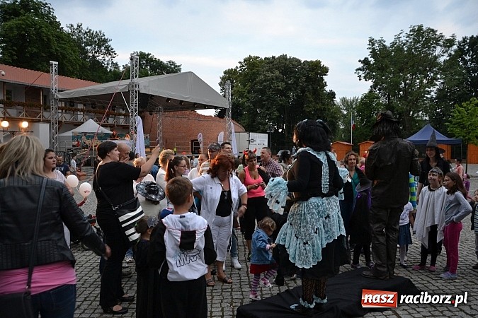 Zdjęcie w galerii na portalu naszraciborz.pl: Powitanie wakacji na zamku, czyli IV Zamkowa Noc z Duchami  wiadomości z regionu