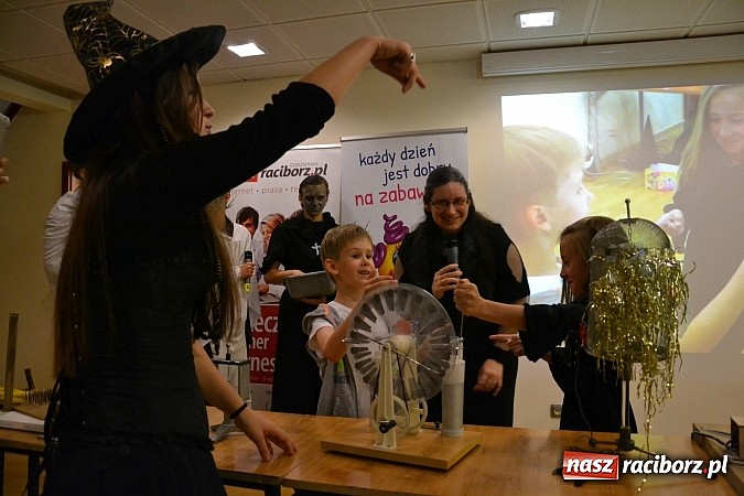 Zdjęcie w galerii na portalu naszraciborz.pl: Powitanie wakacji na zamku, czyli IV Zamkowa Noc z Duchami  wiadomości z regionu