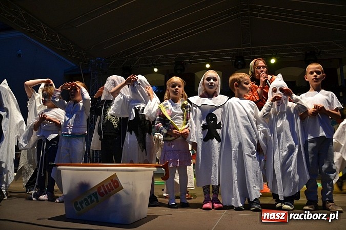 Zdjęcie w galerii na portalu naszraciborz.pl: Powitanie wakacji na zamku, czyli IV Zamkowa Noc z Duchami  wiadomości z regionu