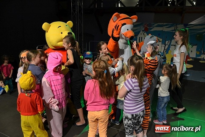 Zdjęcie w galerii na portalu naszraciborz.pl: Powitanie wakacji na zamku, czyli IV Zamkowa Noc z Duchami  wiadomości z regionu