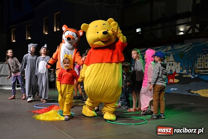 Zdjęcie w galerii na portalu naszraciborz.pl: Powitanie wakacji na zamku, czyli IV Zamkowa Noc z Duchami  wiadomości z regionu