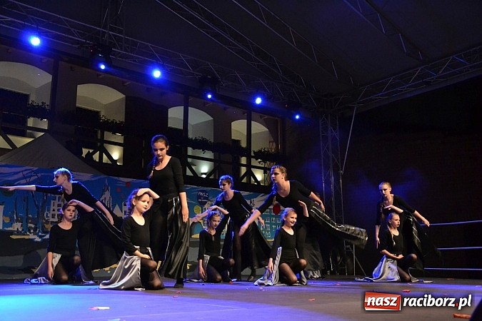 Zdjęcie w galerii na portalu naszraciborz.pl: Powitanie wakacji na zamku, czyli IV Zamkowa Noc z Duchami  wiadomości z regionu