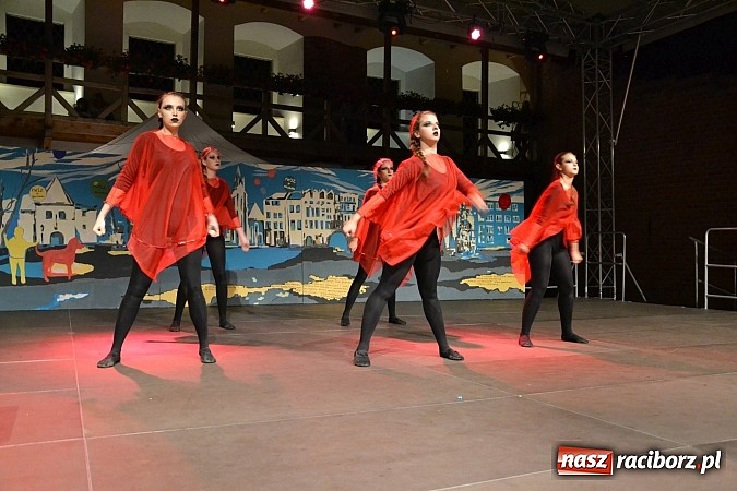 Zdjęcie w galerii na portalu naszraciborz.pl: Powitanie wakacji na zamku, czyli IV Zamkowa Noc z Duchami  wiadomości z regionu