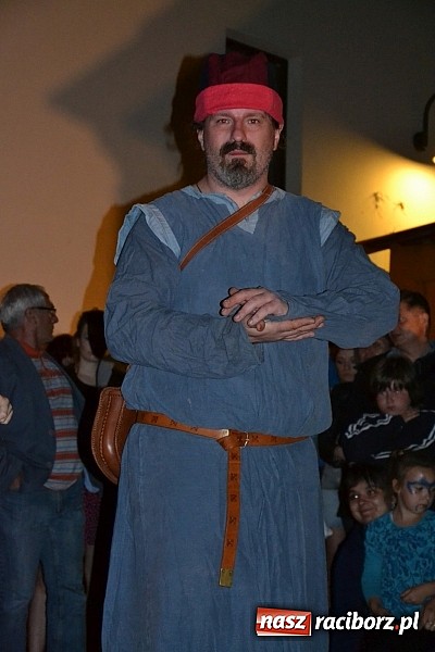 Zdjęcie w galerii na portalu naszraciborz.pl: Powitanie wakacji na zamku, czyli IV Zamkowa Noc z Duchami  wiadomości z regionu