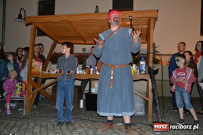 Zdjęcie w galerii na portalu naszraciborz.pl: Powitanie wakacji na zamku, czyli IV Zamkowa Noc z Duchami  wiadomości z regionu