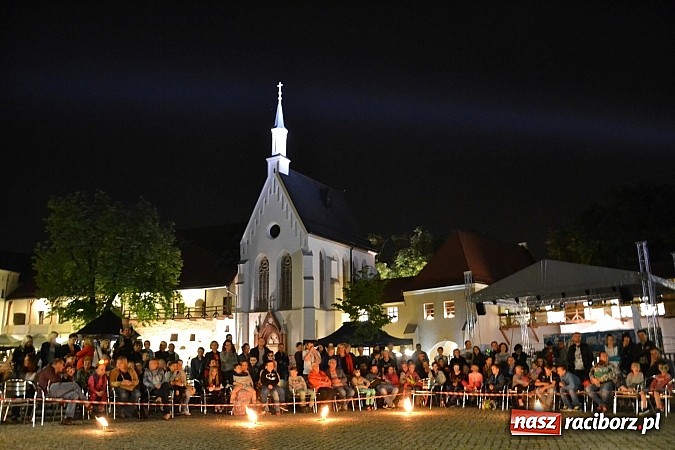 Zdjęcie w galerii na portalu naszraciborz.pl: Powitanie wakacji na zamku, czyli IV Zamkowa Noc z Duchami  wiadomości z regionu