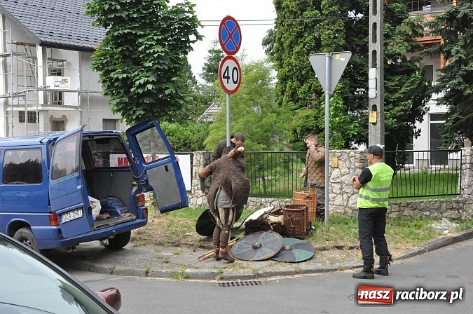 Zdjęcie w galerii na portalu naszraciborz.pl: Ruszył VII Raciborski Festiwal Średniowieczny wiadomości z regionu