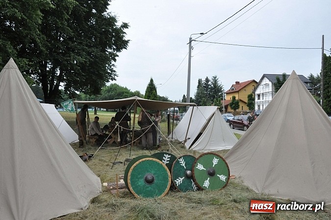Zdjęcie w galerii na portalu naszraciborz.pl: Ruszył VII Raciborski Festiwal Średniowieczny wiadomości z regionu