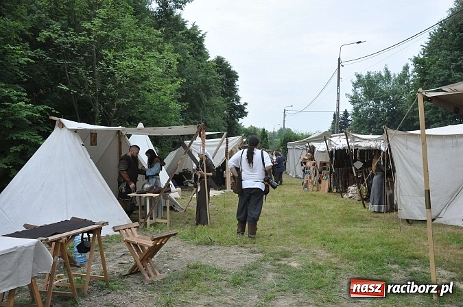 Zdjęcie w galerii na portalu naszraciborz.pl: Ruszył VII Raciborski Festiwal Średniowieczny wiadomości z regionu
