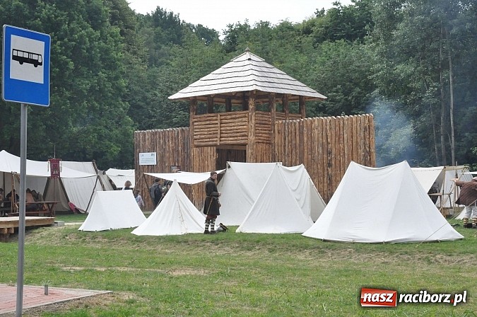 Zdjęcie w galerii na portalu naszraciborz.pl: Ruszył VII Raciborski Festiwal Średniowieczny wiadomości z regionu