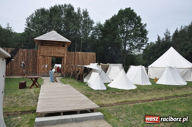 Zdjęcie w galerii na portalu naszraciborz.pl: Ruszył VII Raciborski Festiwal Średniowieczny wiadomości z regionu