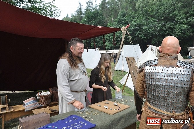 Zdjęcie w galerii na portalu naszraciborz.pl: Ruszył VII Raciborski Festiwal Średniowieczny wiadomości z regionu