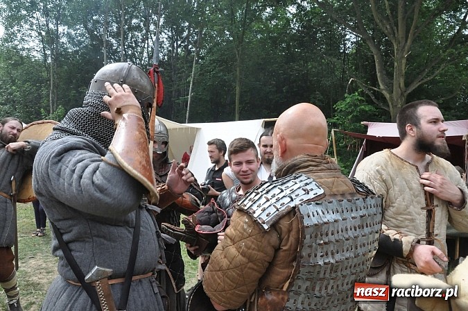 Zdjęcie w galerii na portalu naszraciborz.pl: Ruszył VII Raciborski Festiwal Średniowieczny wiadomości z regionu