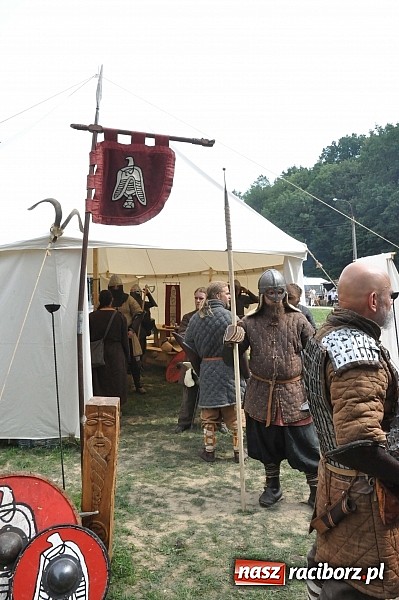 Zdjęcie w galerii na portalu naszraciborz.pl: Ruszył VII Raciborski Festiwal Średniowieczny wiadomości z regionu