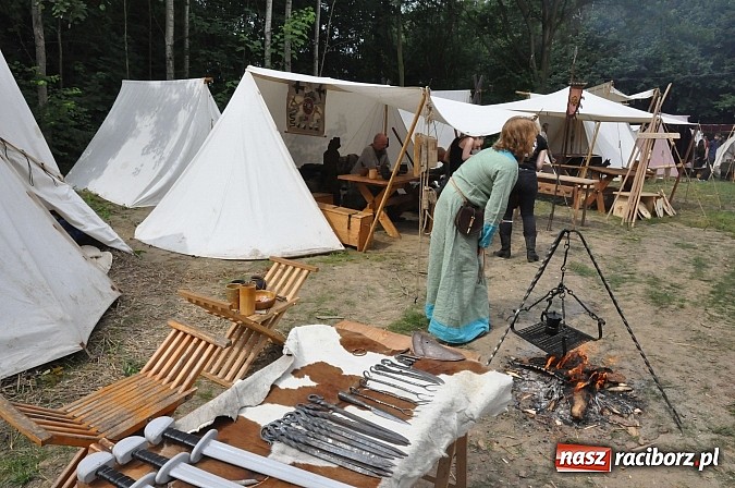 Zdjęcie w galerii na portalu naszraciborz.pl: Ruszył VII Raciborski Festiwal Średniowieczny wiadomości z regionu