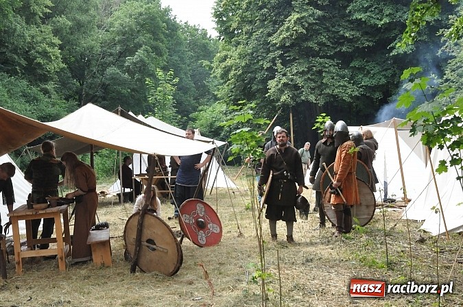 Zdjęcie w galerii na portalu naszraciborz.pl: Ruszył VII Raciborski Festiwal Średniowieczny wiadomości z regionu