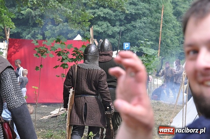 Zdjęcie w galerii na portalu naszraciborz.pl: Ruszył VII Raciborski Festiwal Średniowieczny wiadomości z regionu