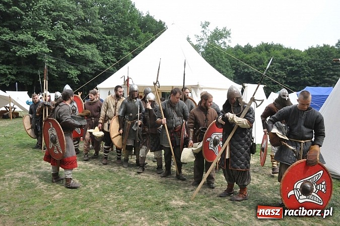 Zdjęcie w galerii na portalu naszraciborz.pl: Ruszył VII Raciborski Festiwal Średniowieczny wiadomości z regionu