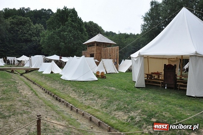 Zdjęcie w galerii na portalu naszraciborz.pl: Ruszył VII Raciborski Festiwal Średniowieczny wiadomości z regionu