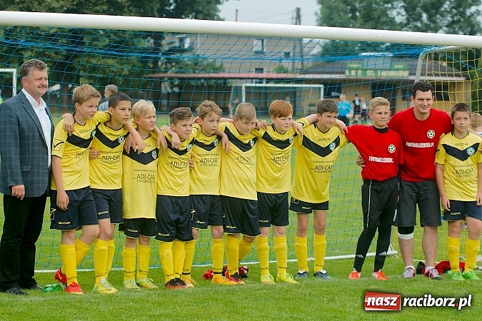 Zdjęcie w galerii na portalu naszraciborz.pl: Tworków Cup 2015: Wiele emocji i bramek w Tworkowie. MKS Żory z pucharem Wójta wiadomości z regionu