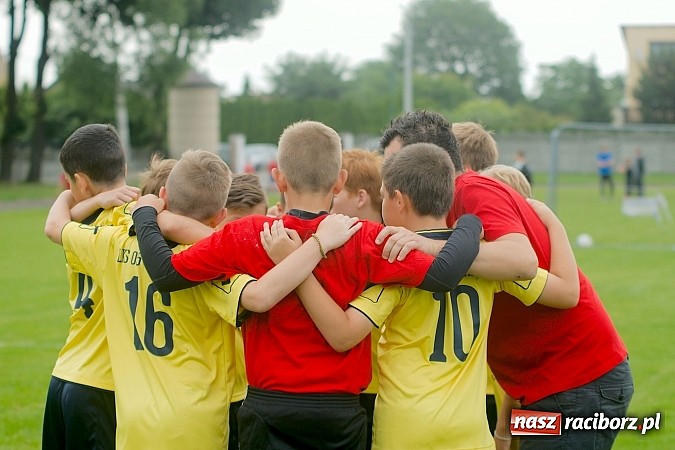 Zdjęcie w galerii na portalu naszraciborz.pl: Tworków Cup 2015: Wiele emocji i bramek w Tworkowie. MKS Żory z pucharem Wójta wiadomości z regionu