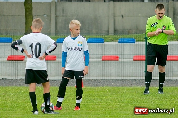 Zdjęcie w galerii na portalu naszraciborz.pl: Tworków Cup 2015: Wiele emocji i bramek w Tworkowie. MKS Żory z pucharem Wójta wiadomości z regionu