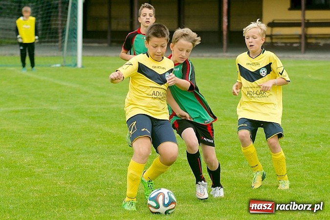 Zdjęcie w galerii na portalu naszraciborz.pl: Tworków Cup 2015: Wiele emocji i bramek w Tworkowie. MKS Żory z pucharem Wójta wiadomości z regionu