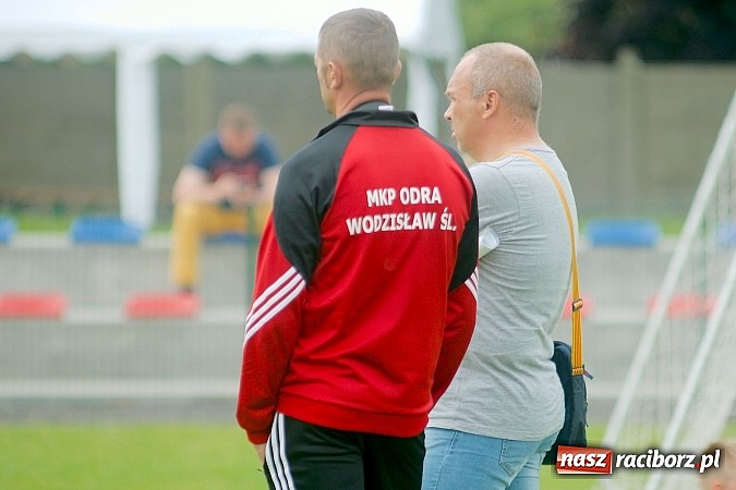 Zdjęcie w galerii na portalu naszraciborz.pl: Tworków Cup 2015: Wiele emocji i bramek w Tworkowie. MKS Żory z pucharem Wójta wiadomości z regionu