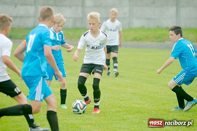 Zdjęcie w galerii na portalu naszraciborz.pl: Tworków Cup 2015: Wiele emocji i bramek w Tworkowie. MKS Żory z pucharem Wójta wiadomości z regionu