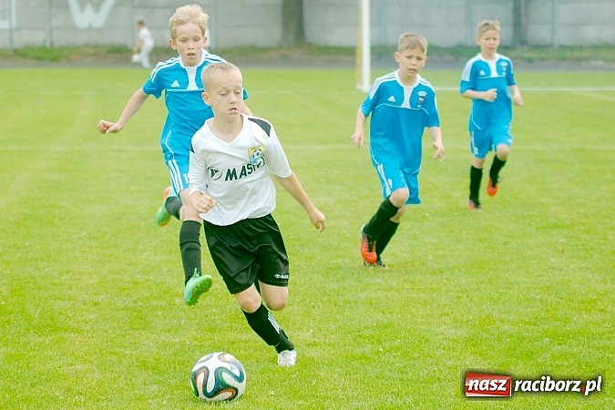 Zdjęcie w galerii na portalu naszraciborz.pl: Tworków Cup 2015: Wiele emocji i bramek w Tworkowie. MKS Żory z pucharem Wójta wiadomości z regionu