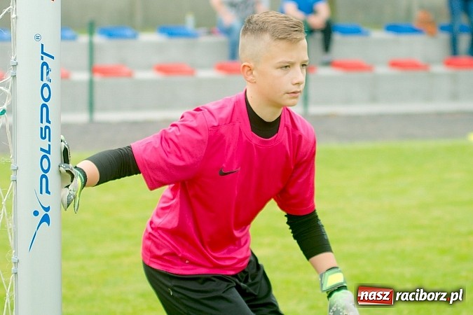 Zdjęcie w galerii na portalu naszraciborz.pl: Tworków Cup 2015: Wiele emocji i bramek w Tworkowie. MKS Żory z pucharem Wójta wiadomości z regionu