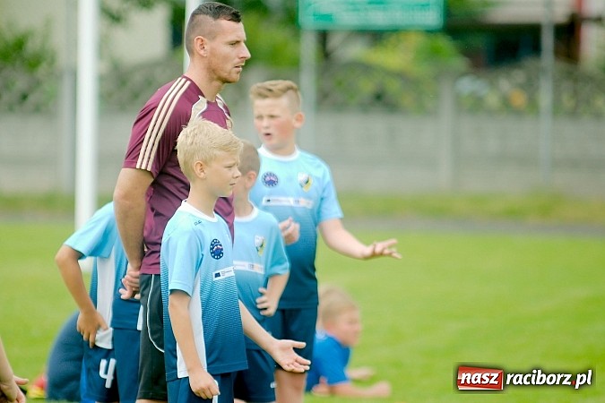 Zdjęcie w galerii na portalu naszraciborz.pl: Tworków Cup 2015: Wiele emocji i bramek w Tworkowie. MKS Żory z pucharem Wójta wiadomości z regionu