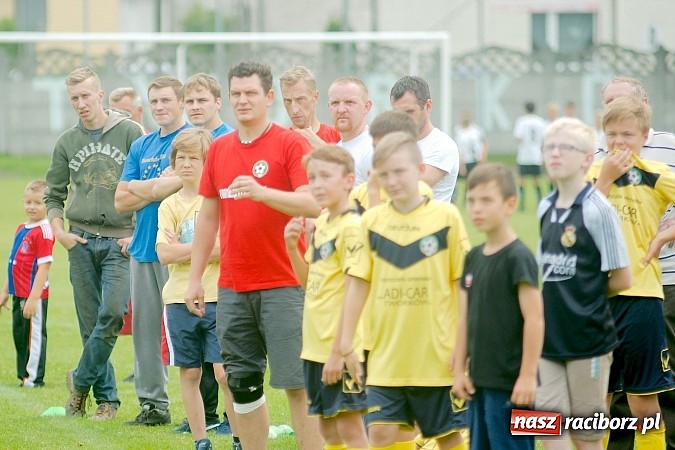 Zdjęcie w galerii na portalu naszraciborz.pl: Tworków Cup 2015: Wiele emocji i bramek w Tworkowie. MKS Żory z pucharem Wójta wiadomości z regionu