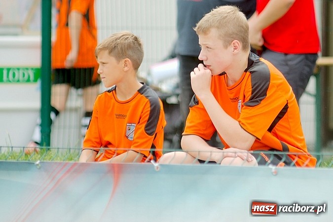 Zdjęcie w galerii na portalu naszraciborz.pl: Tworków Cup 2015: Wiele emocji i bramek w Tworkowie. MKS Żory z pucharem Wójta wiadomości z regionu