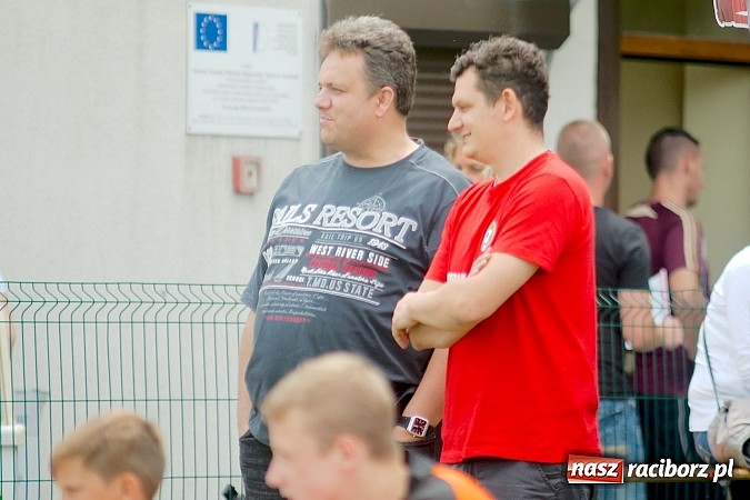 Zdjęcie w galerii na portalu naszraciborz.pl: Tworków Cup 2015: Wiele emocji i bramek w Tworkowie. MKS Żory z pucharem Wójta wiadomości z regionu