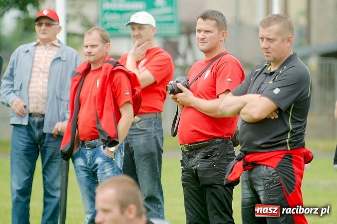 Zdjęcie w galerii na portalu naszraciborz.pl: Tworków Cup 2015: Wiele emocji i bramek w Tworkowie. MKS Żory z pucharem Wójta wiadomości z regionu