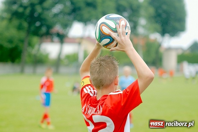 Zdjęcie w galerii na portalu naszraciborz.pl: Tworków Cup 2015: Wiele emocji i bramek w Tworkowie. MKS Żory z pucharem Wójta wiadomości z regionu