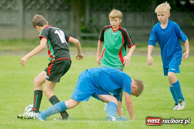 Zdjęcie w galerii na portalu naszraciborz.pl: Tworków Cup 2015: Wiele emocji i bramek w Tworkowie. MKS Żory z pucharem Wójta wiadomości z regionu