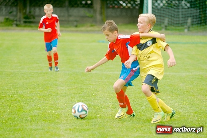 Zdjęcie w galerii na portalu naszraciborz.pl: Tworków Cup 2015: Wiele emocji i bramek w Tworkowie. MKS Żory z pucharem Wójta wiadomości z regionu