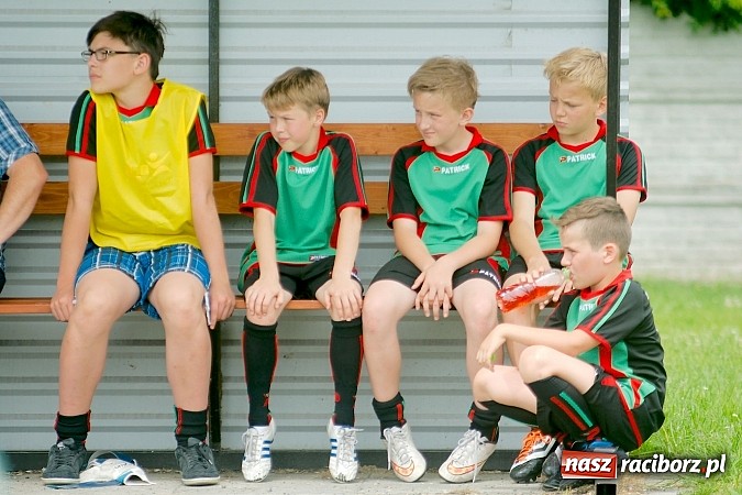 Zdjęcie w galerii na portalu naszraciborz.pl: Tworków Cup 2015: Wiele emocji i bramek w Tworkowie. MKS Żory z pucharem Wójta wiadomości z regionu