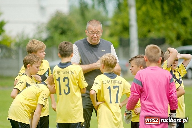 Zdjęcie w galerii na portalu naszraciborz.pl: Tworków Cup 2015: Wiele emocji i bramek w Tworkowie. MKS Żory z pucharem Wójta wiadomości z regionu