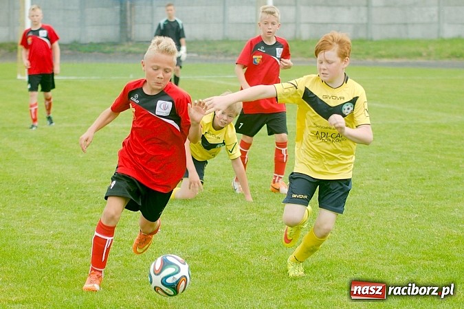 Zdjęcie w galerii na portalu naszraciborz.pl: Tworków Cup 2015: Wiele emocji i bramek w Tworkowie. MKS Żory z pucharem Wójta wiadomości z regionu