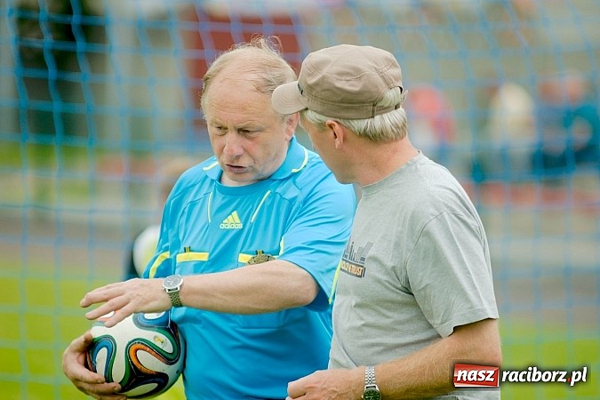Zdjęcie w galerii na portalu naszraciborz.pl: Tworków Cup 2015: Wiele emocji i bramek w Tworkowie. MKS Żory z pucharem Wójta wiadomości z regionu