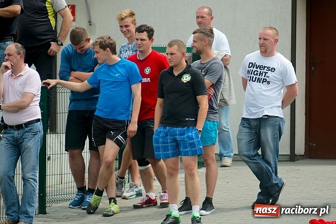 Zdjęcie w galerii na portalu naszraciborz.pl: Tworków Cup 2015: Wiele emocji i bramek w Tworkowie. MKS Żory z pucharem Wójta wiadomości z regionu